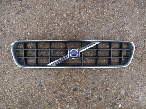 2006 2007 2008 VOLVO C70 CONVERTIBLE FRONT BUMPER GRILL 08620343